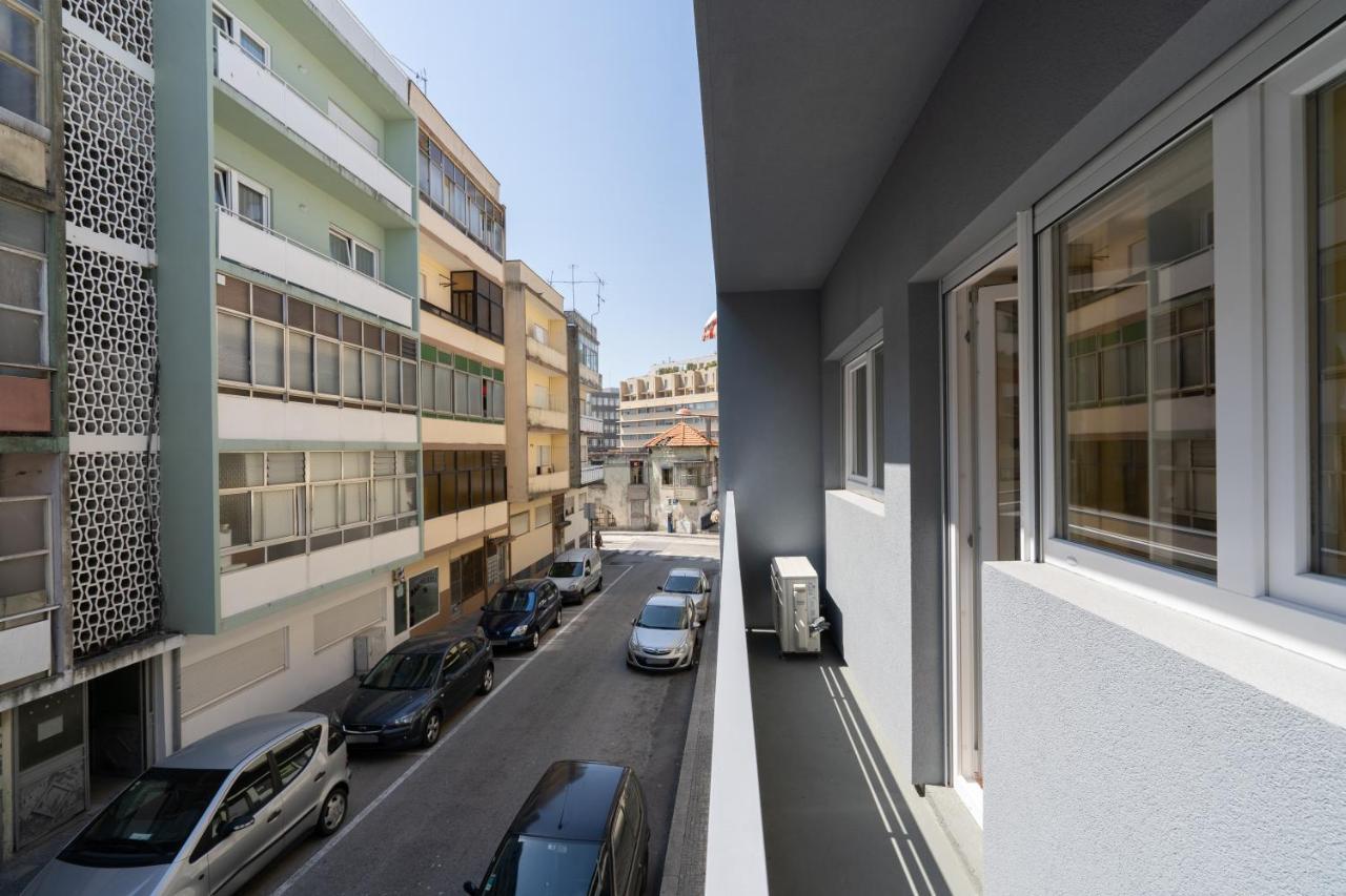 Sweet Sunny Flat W/ Balcony - Gaia Appartamento Vila Nova de Gaia Esterno foto