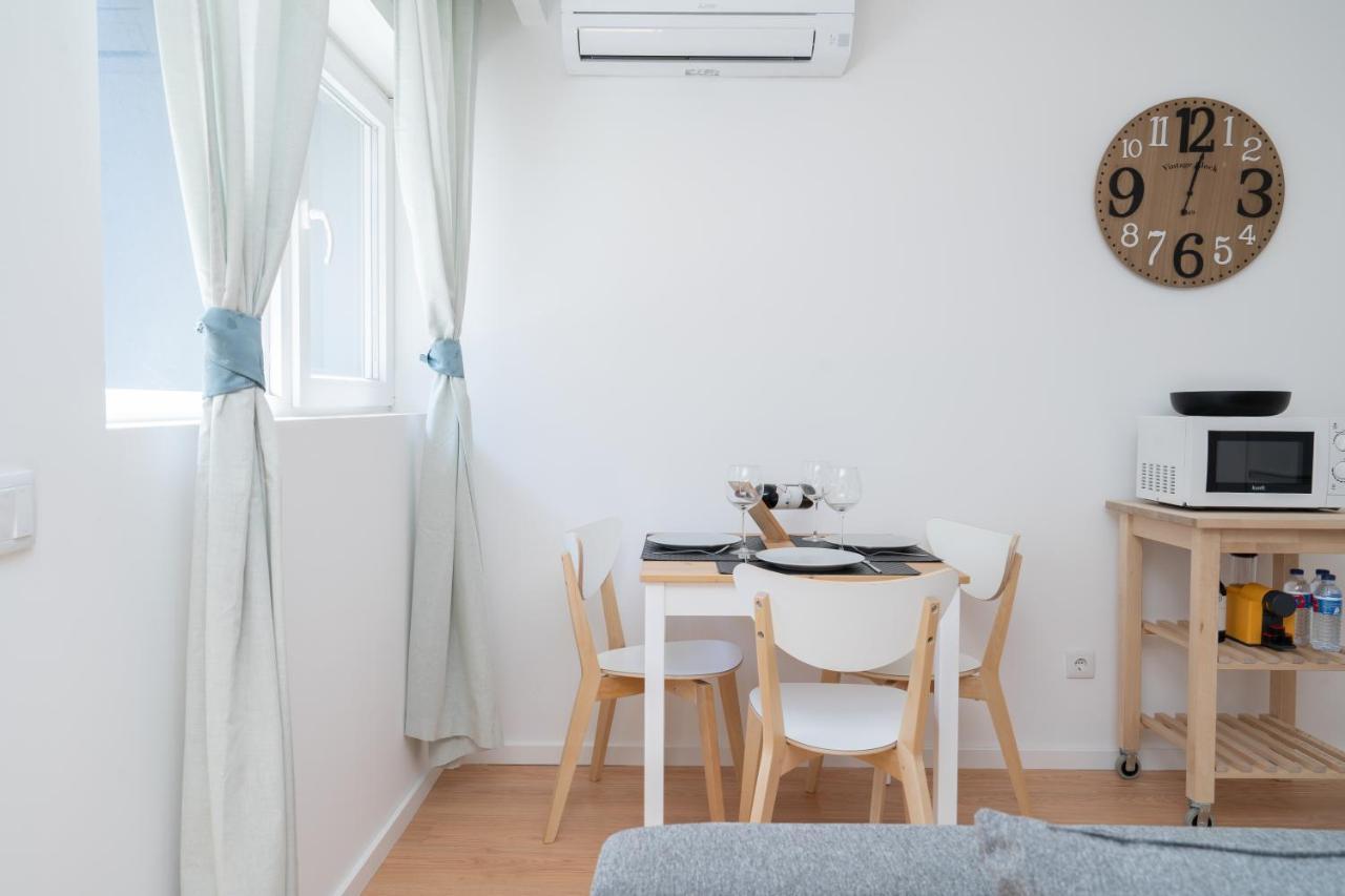 Sweet Sunny Flat W/ Balcony - Gaia Appartamento Vila Nova de Gaia Esterno foto